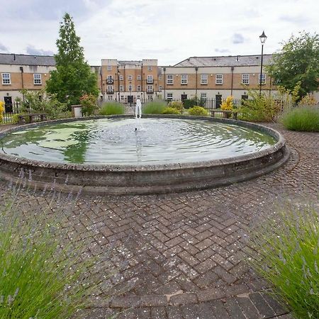 Thomas, Off Leeman Road, Sleeps 9 Villa York Exterior foto