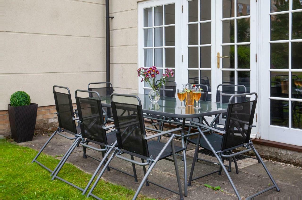 Thomas, Off Leeman Road, Sleeps 9 Villa York Exterior foto